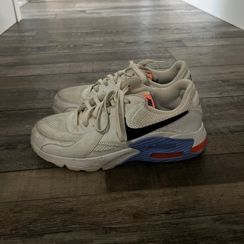 Nike Air Max size 7
